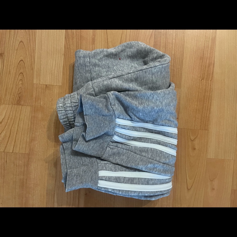 Adidas women’s sweatpants